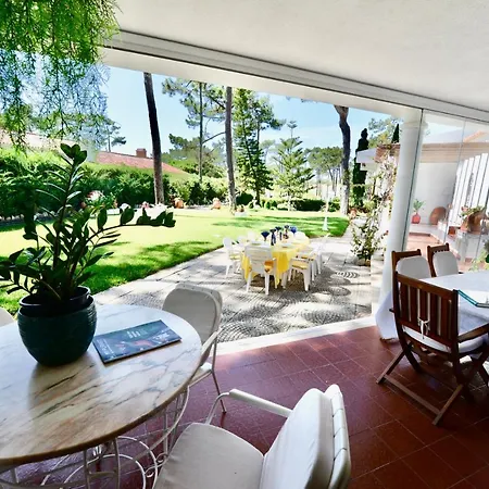 Isabel De Aragao - W Pool And Garden *